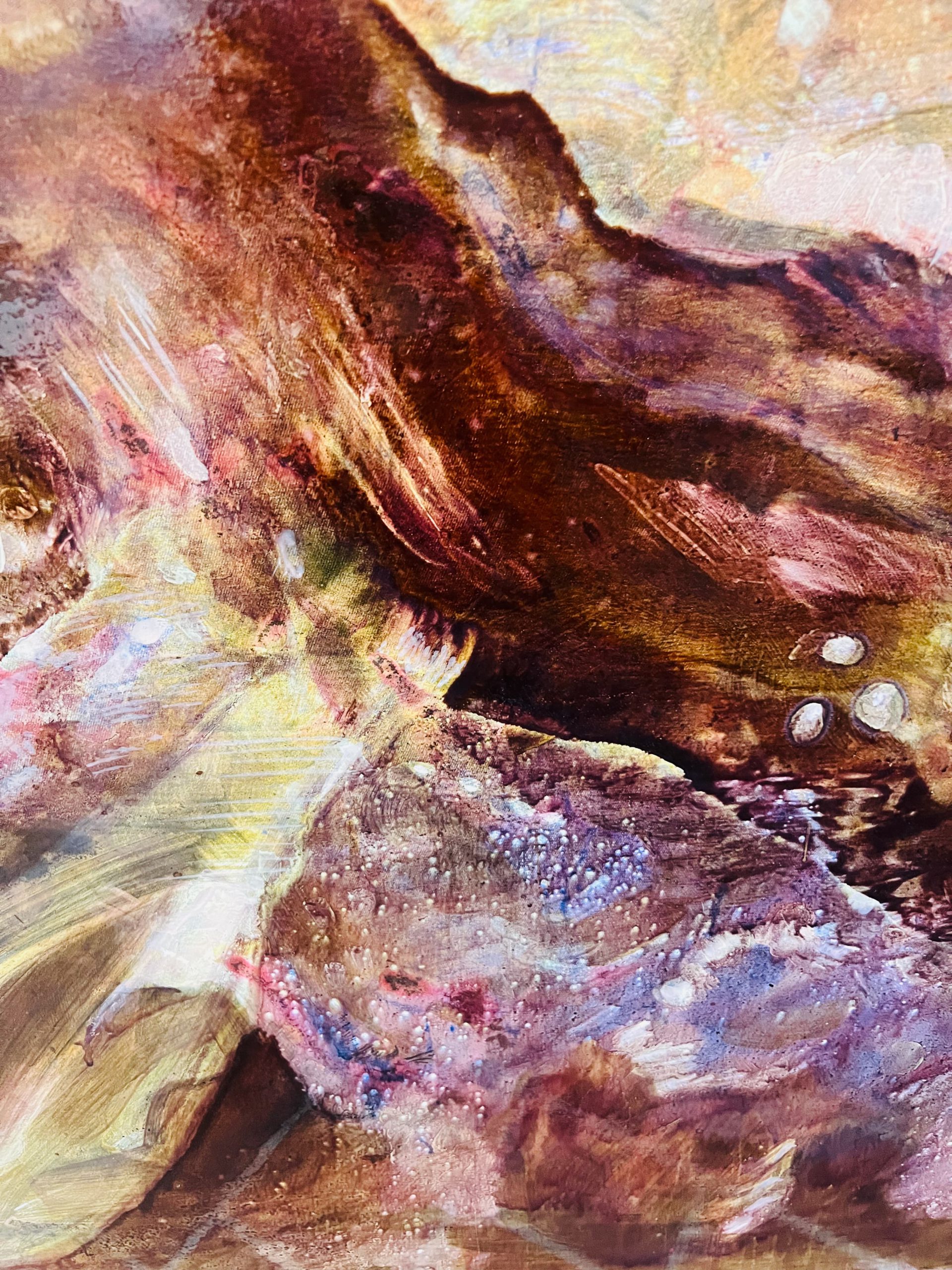 UNTITLED, 2025. 
Oil, egg tempera, tar, ink, ink, aluminium, mother-of-pearl, copper, shellac on cotton. 
190 x 150 cm / 74,80 x 59,05 in. 
Item-ID: RL/P-25-100